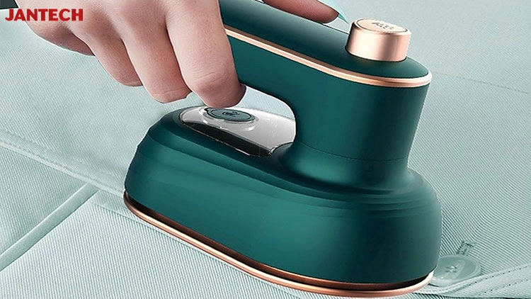 اتوی پرتابل چیست؟ ویژگی‌ها و کاربردهای مهم آن